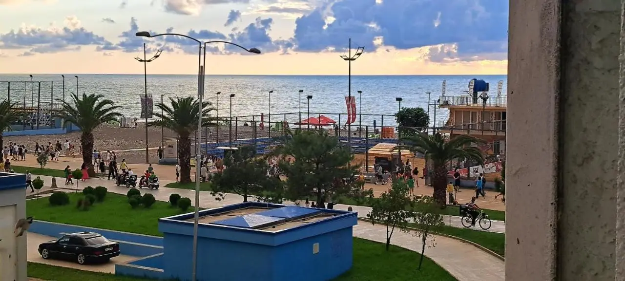Watching The Sea Apartment