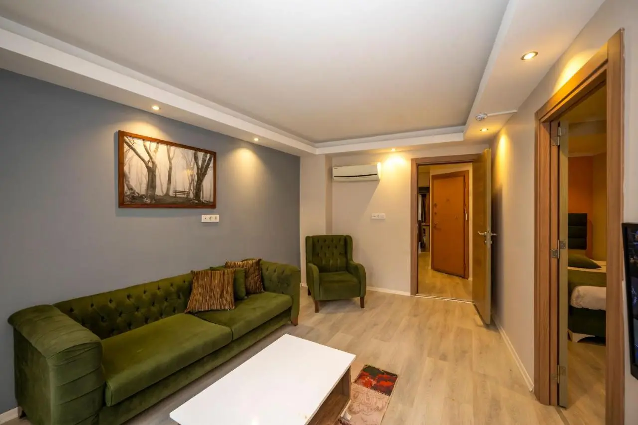 Marida Suit - Istanbul Taksim