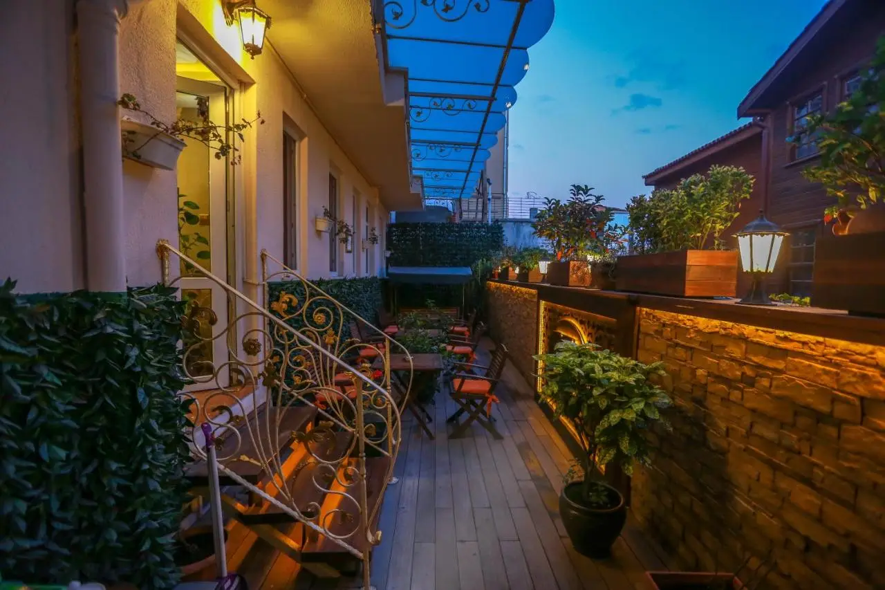 Kaftan Hotel