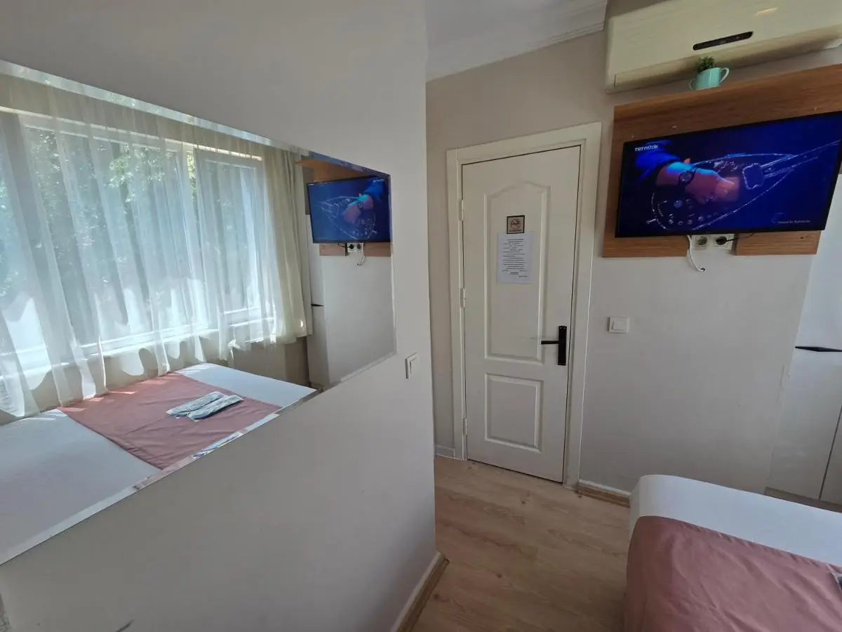 TAKSİM LİFE HOUSE
