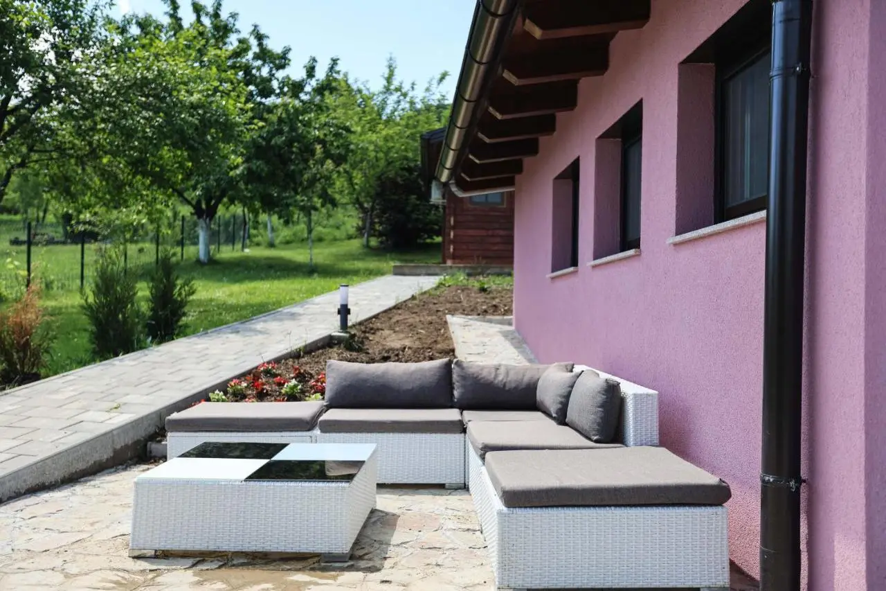 Villa Ella