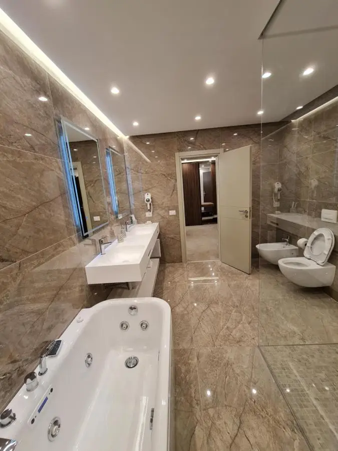Hotel Aross