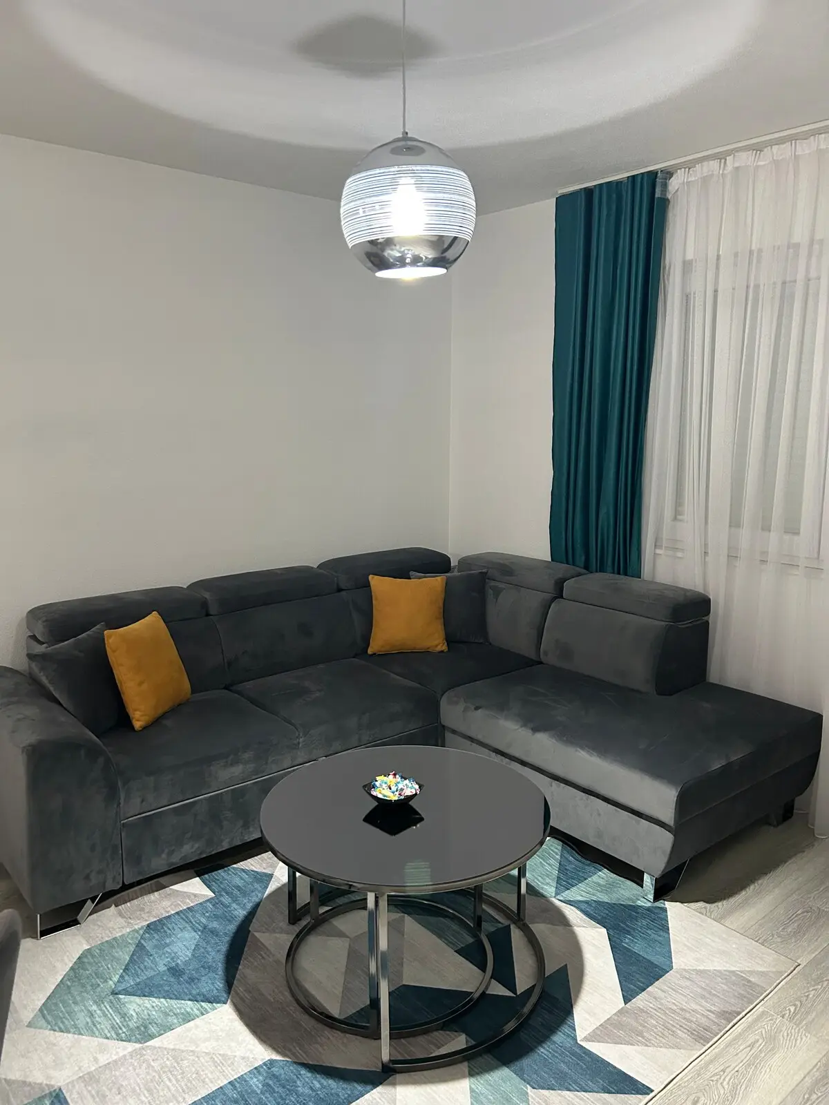 Apartment Sweet Holiday