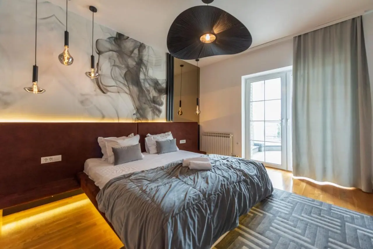 ApartVilla Art of living luxury