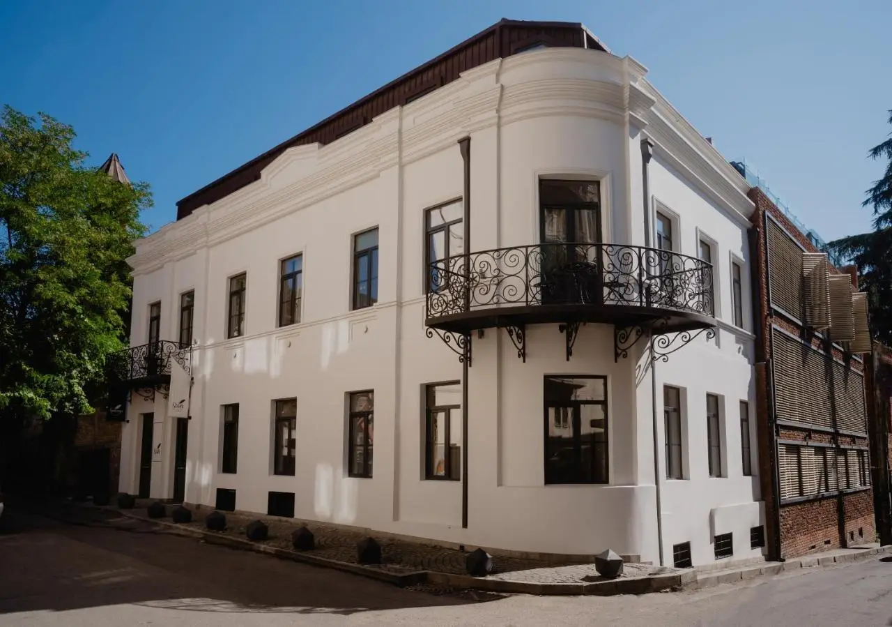 STROFI Boutique Hotel