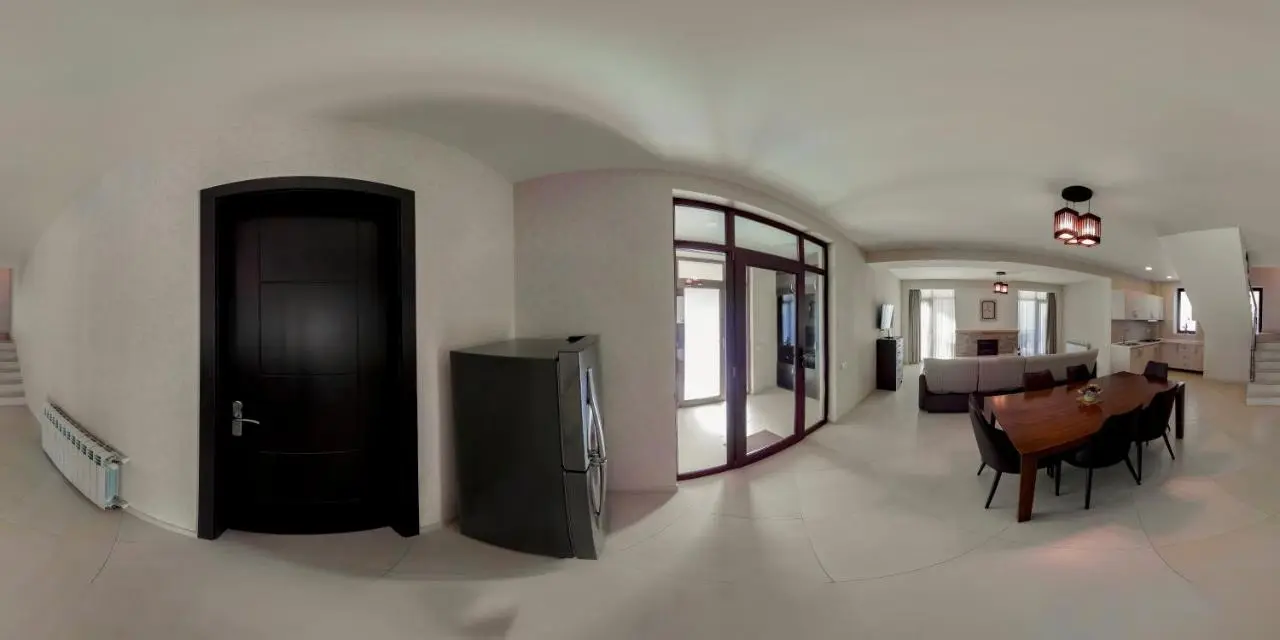 Crystal Town House