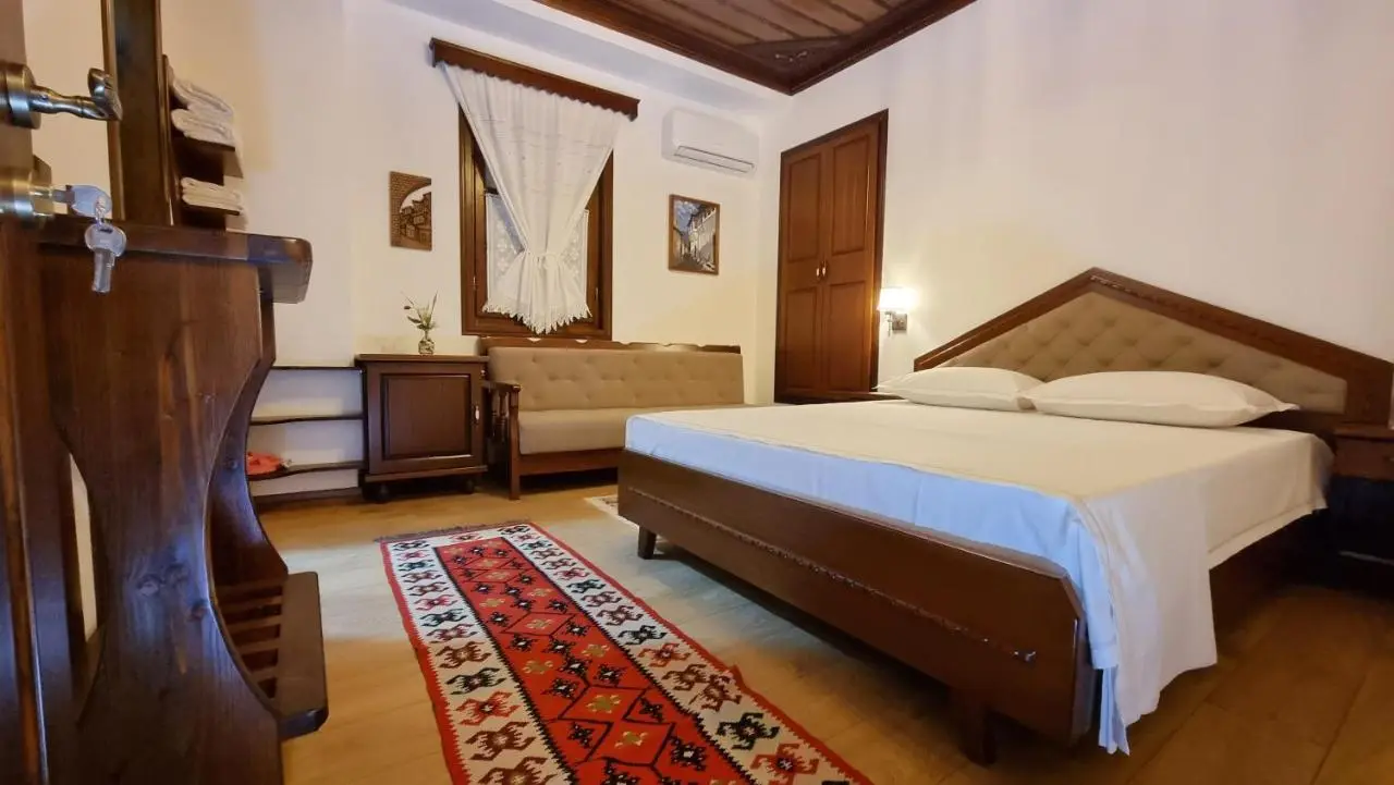 Master Hotel