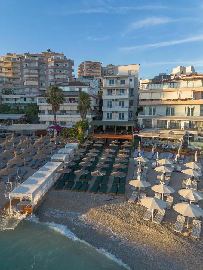 Vila e Bardhe Butique Hotel