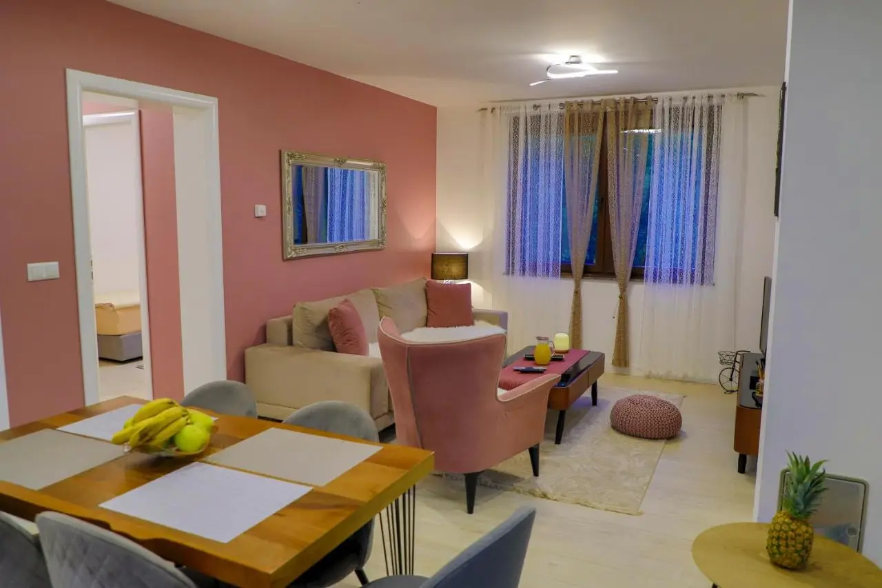 Apartments EDY