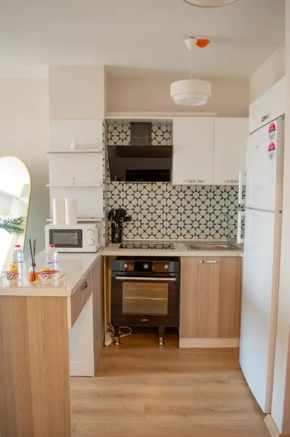 Luxe Suite AI28