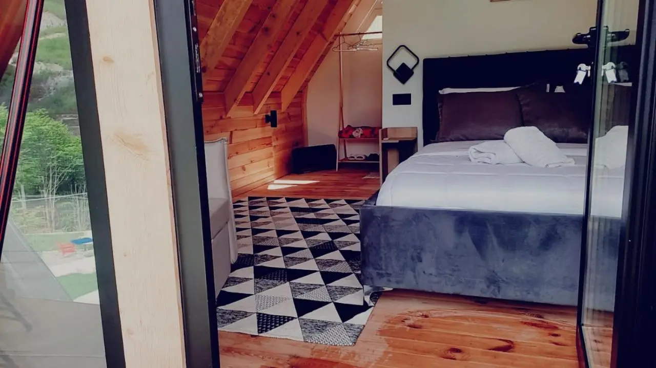 Guest House Astrit Villi