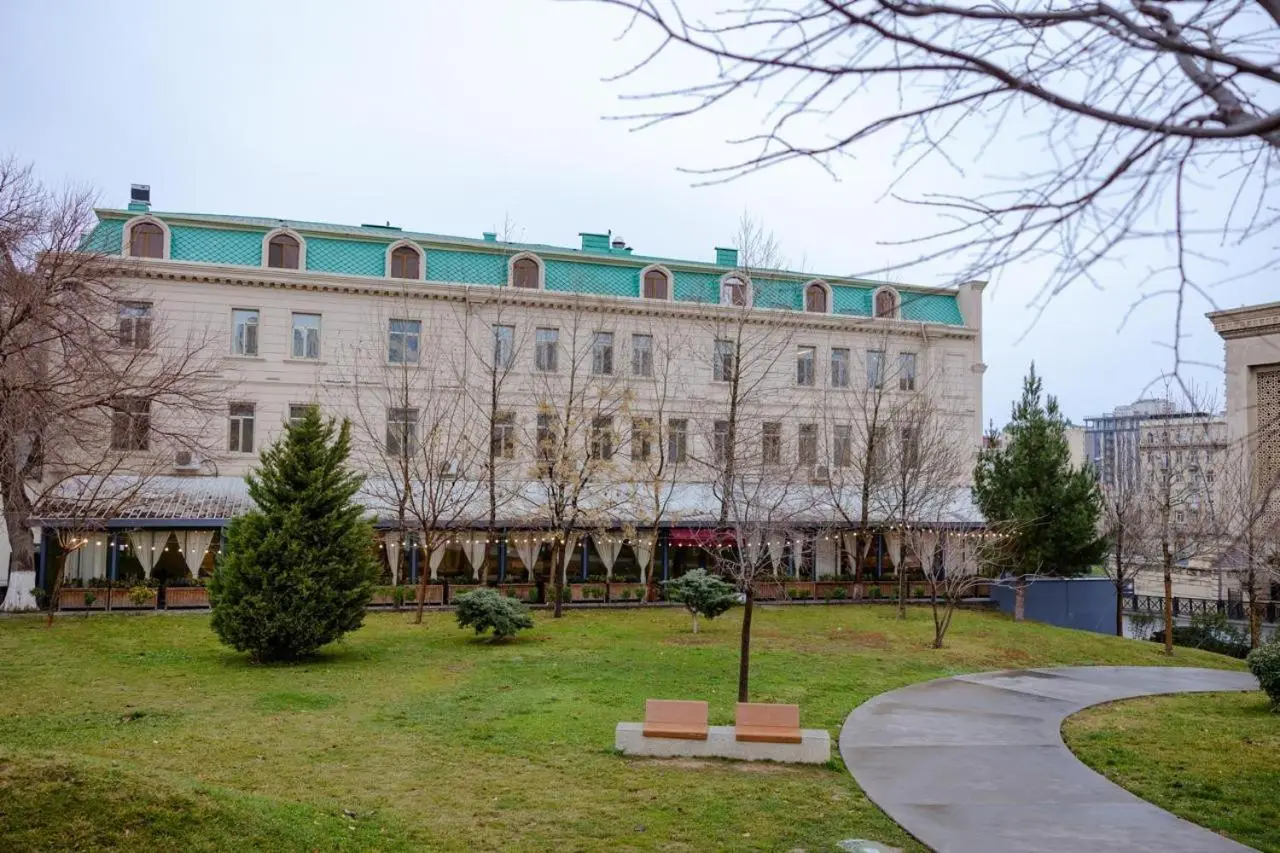 Grand Hotel Baku Central Park