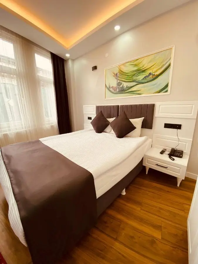 Hodegon Suite Hotel