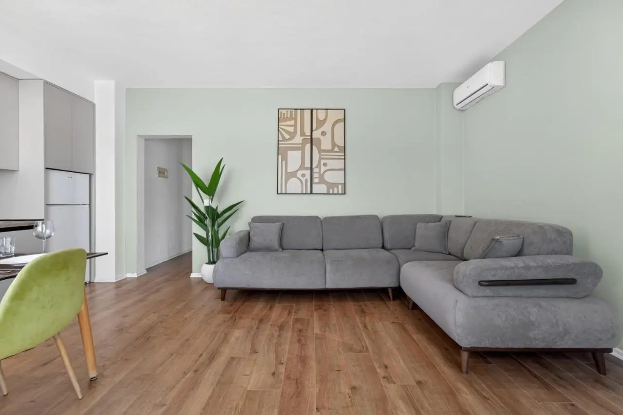 Wave Beachfront Apartments