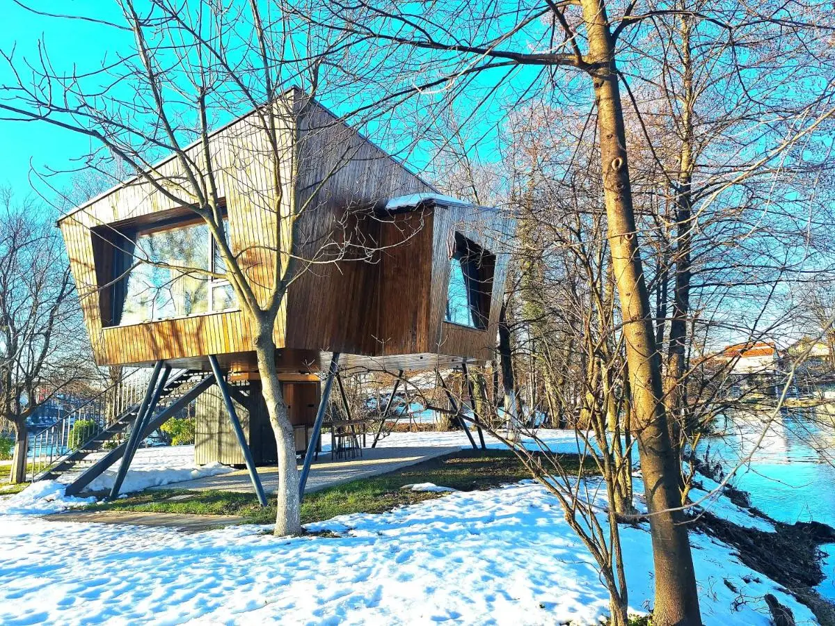 ORAH HOUSE, a unique and unforgettable vacation on a private island