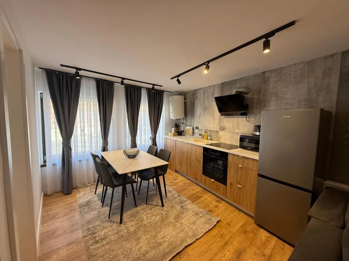 Bistrik Old Town Apartments Free Parking
