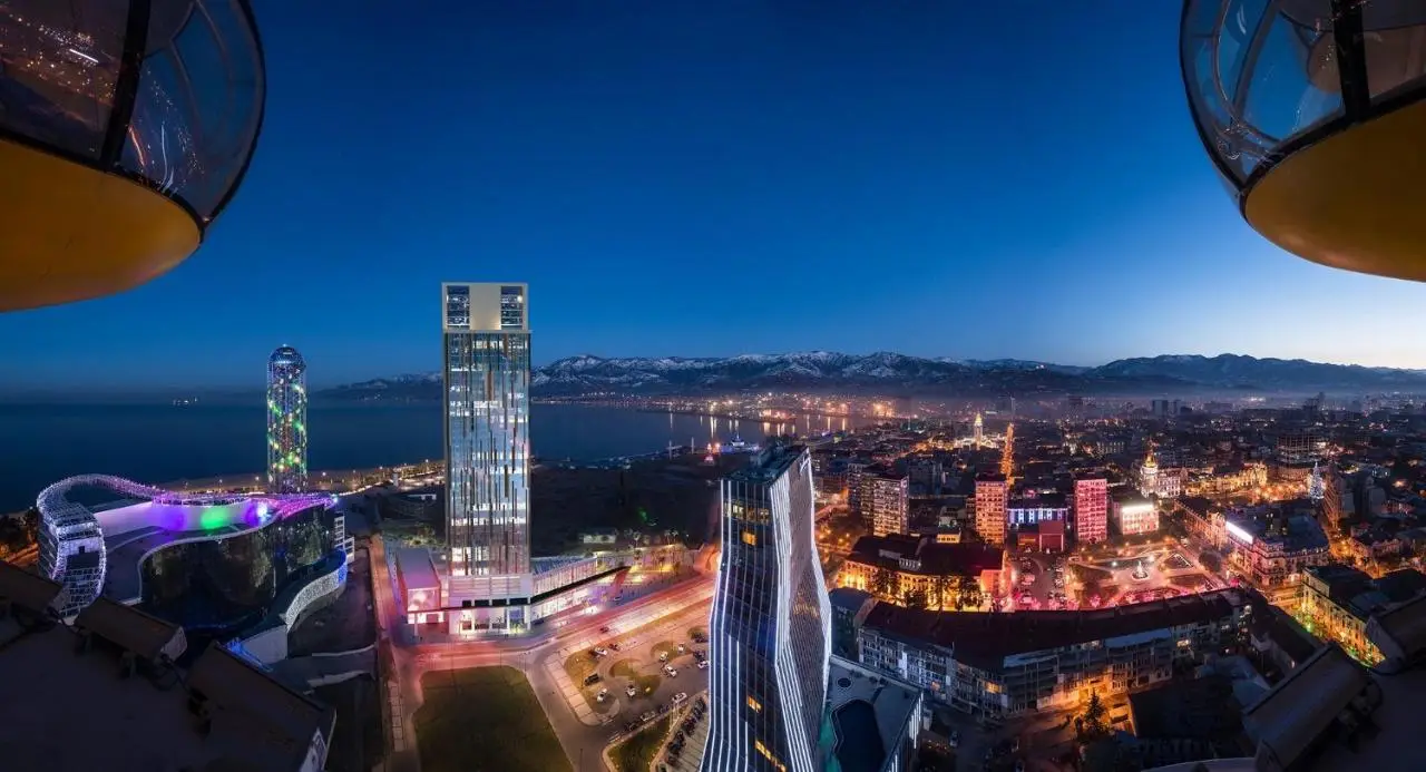 Batumi Center 3 Rooms City Side