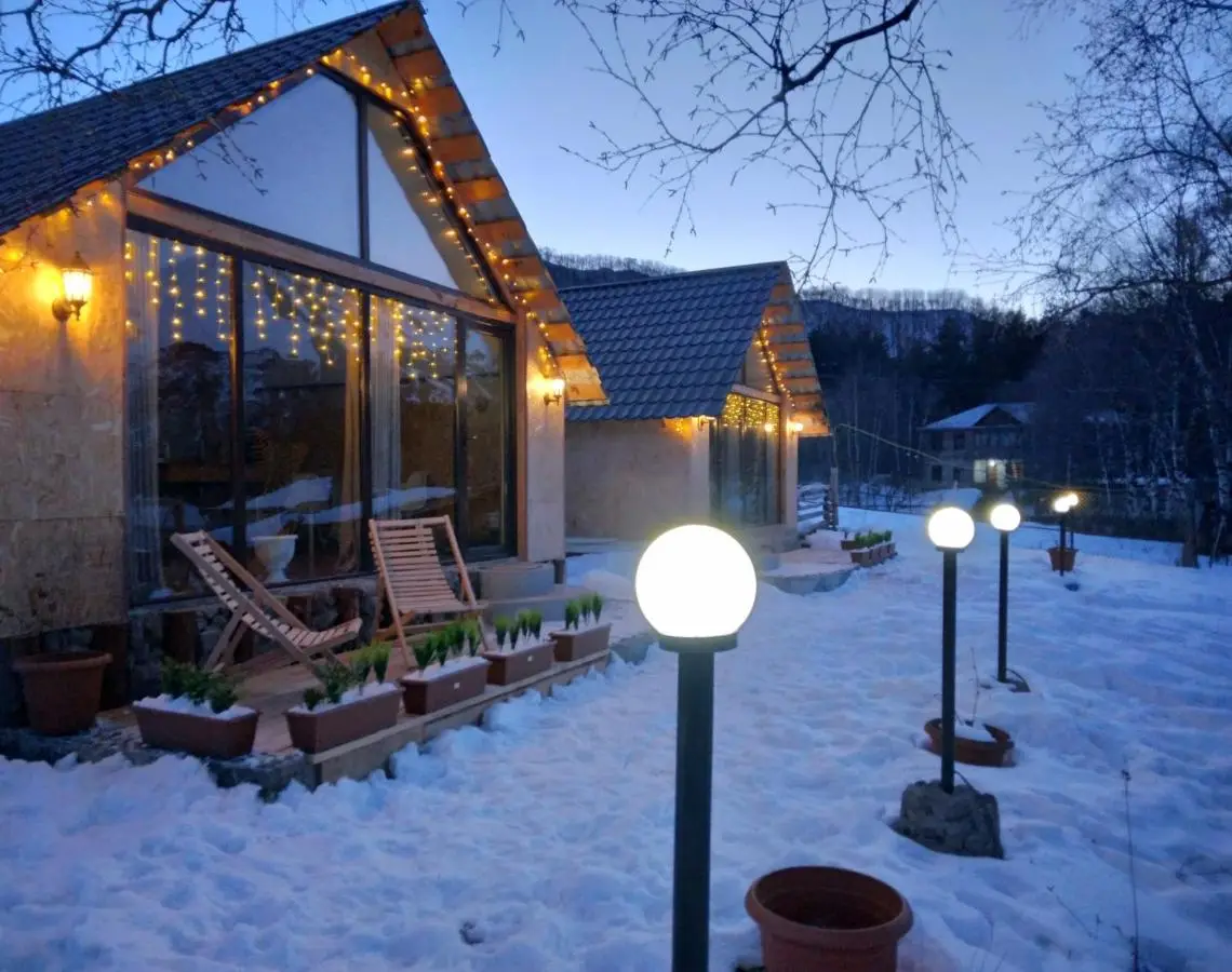 Kazbegi cottages qabarjina