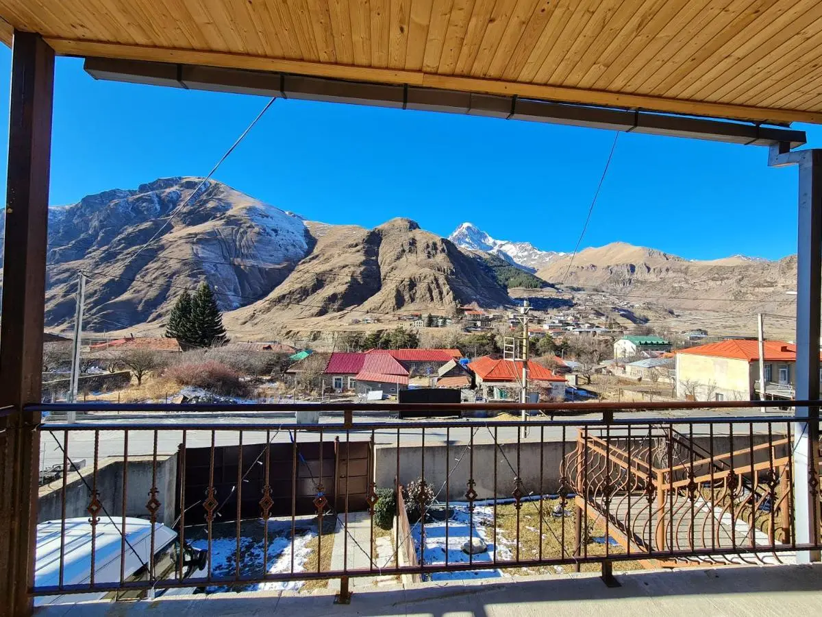 Sunny Mountain House