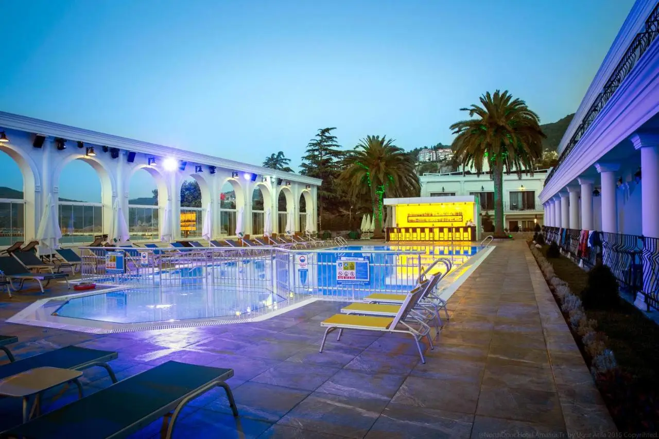 Northdoor Hotel