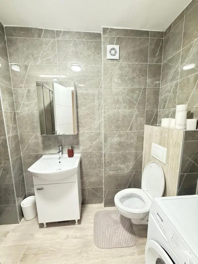 Cozy Flat near Airport & Sarajevo Center, Free Parking