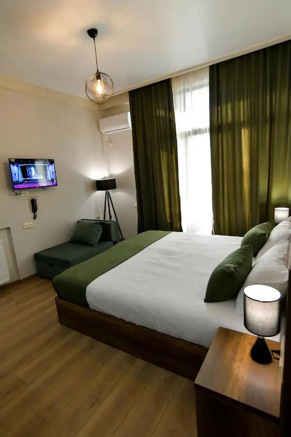 Hill Hotel