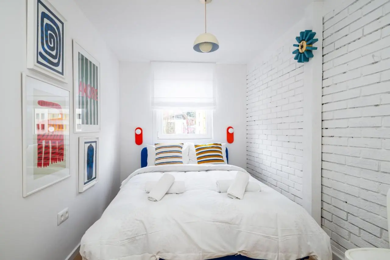 Colorful 3-Bedroom Apartment
