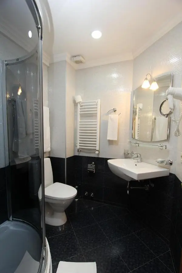 Batesta Hotel