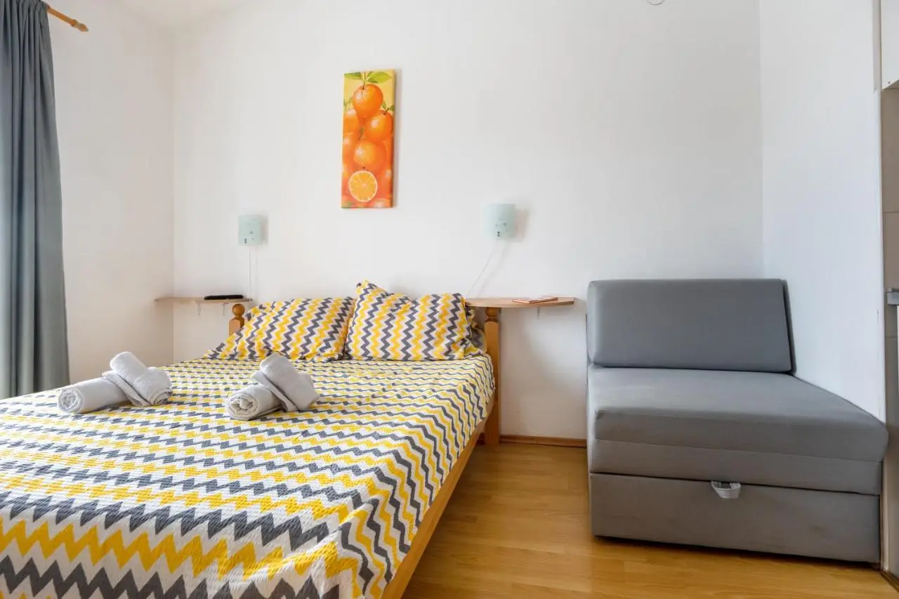 Apartments IN