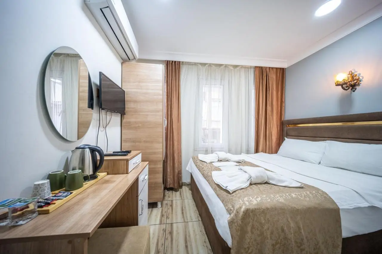 LAOS OTEL