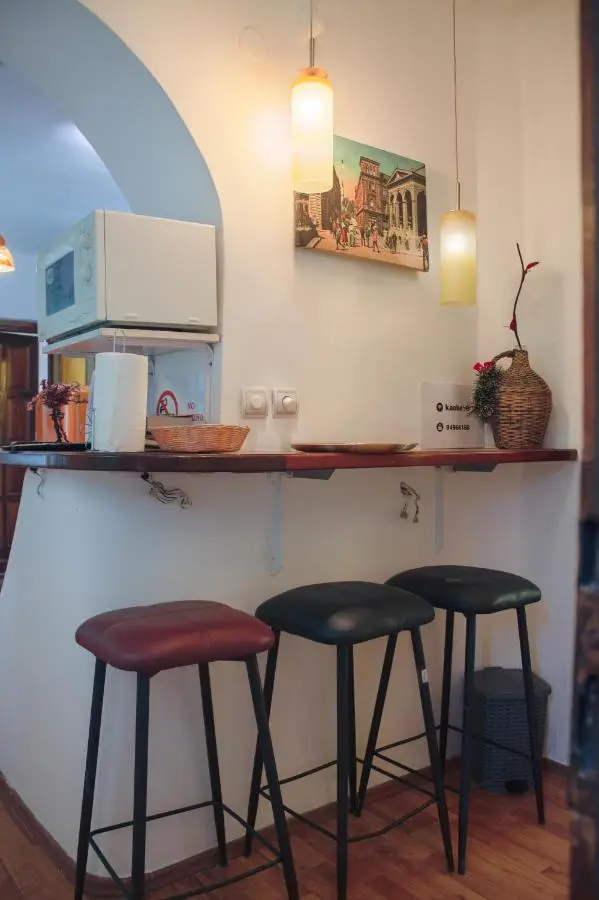 Pink Houdini Home