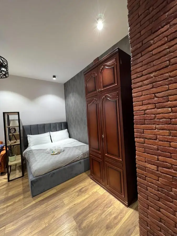 Room 42
