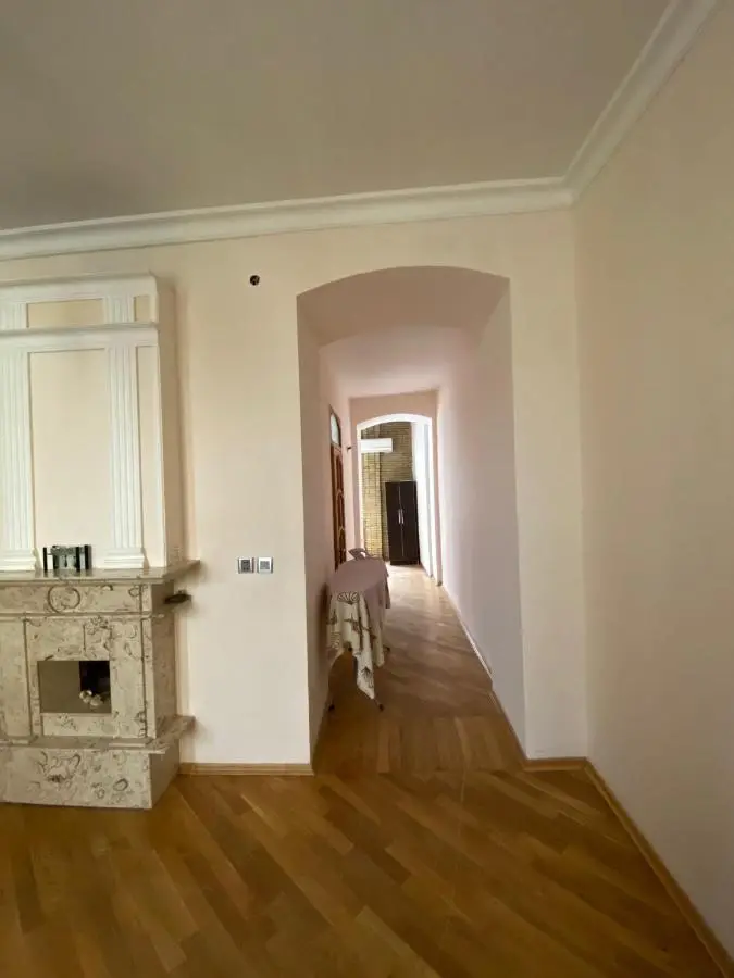 Cozy Old City Apartment