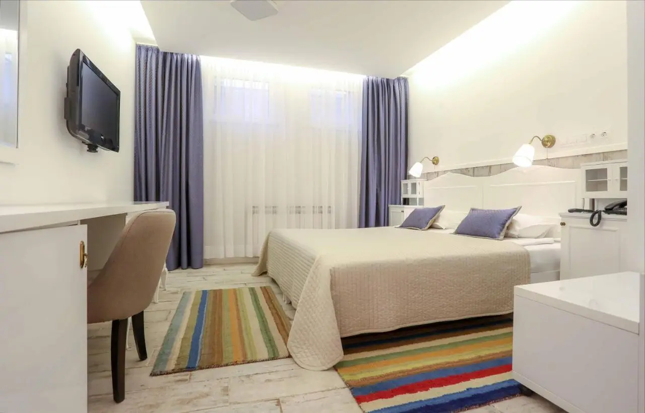 Hotel Divan
