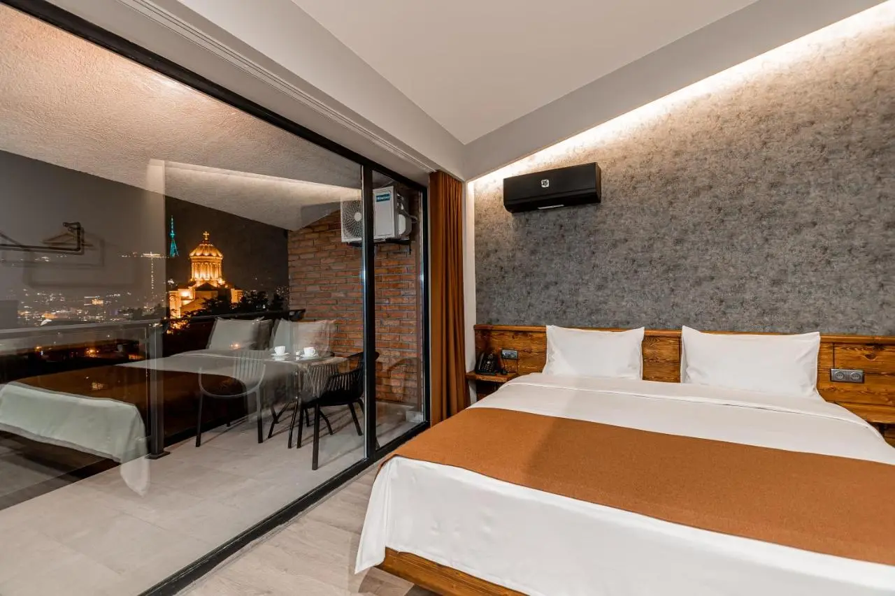 Ivy Hotel