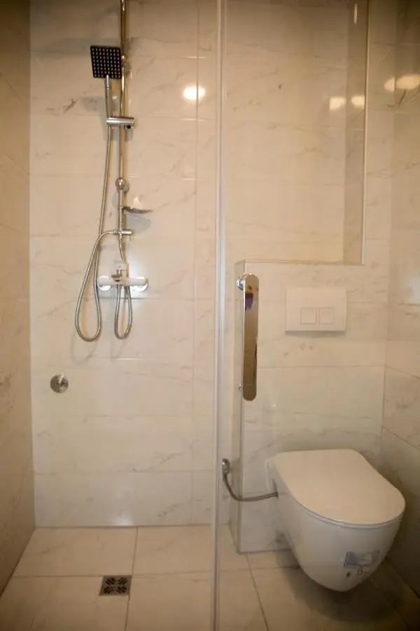 Kovac Riverfront Apartments