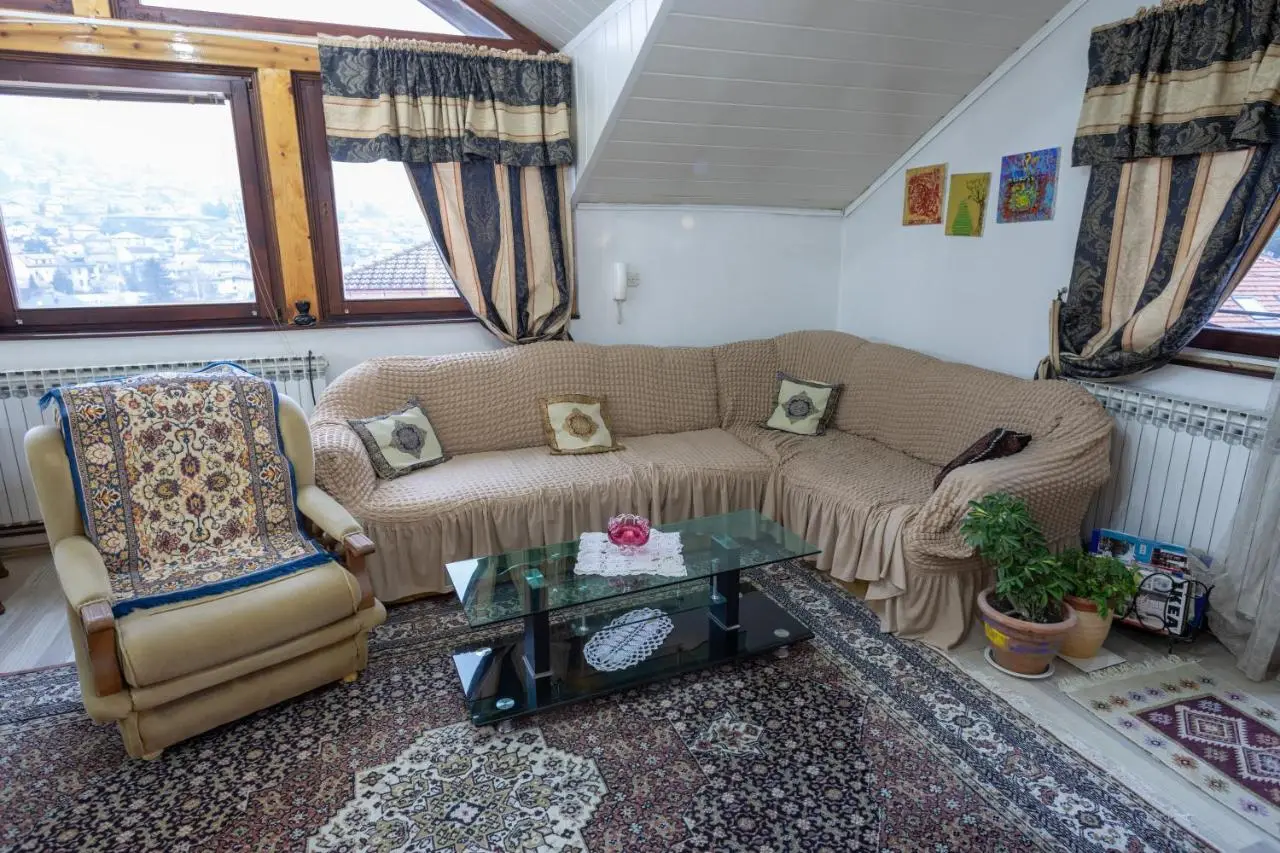 Guest House Fena