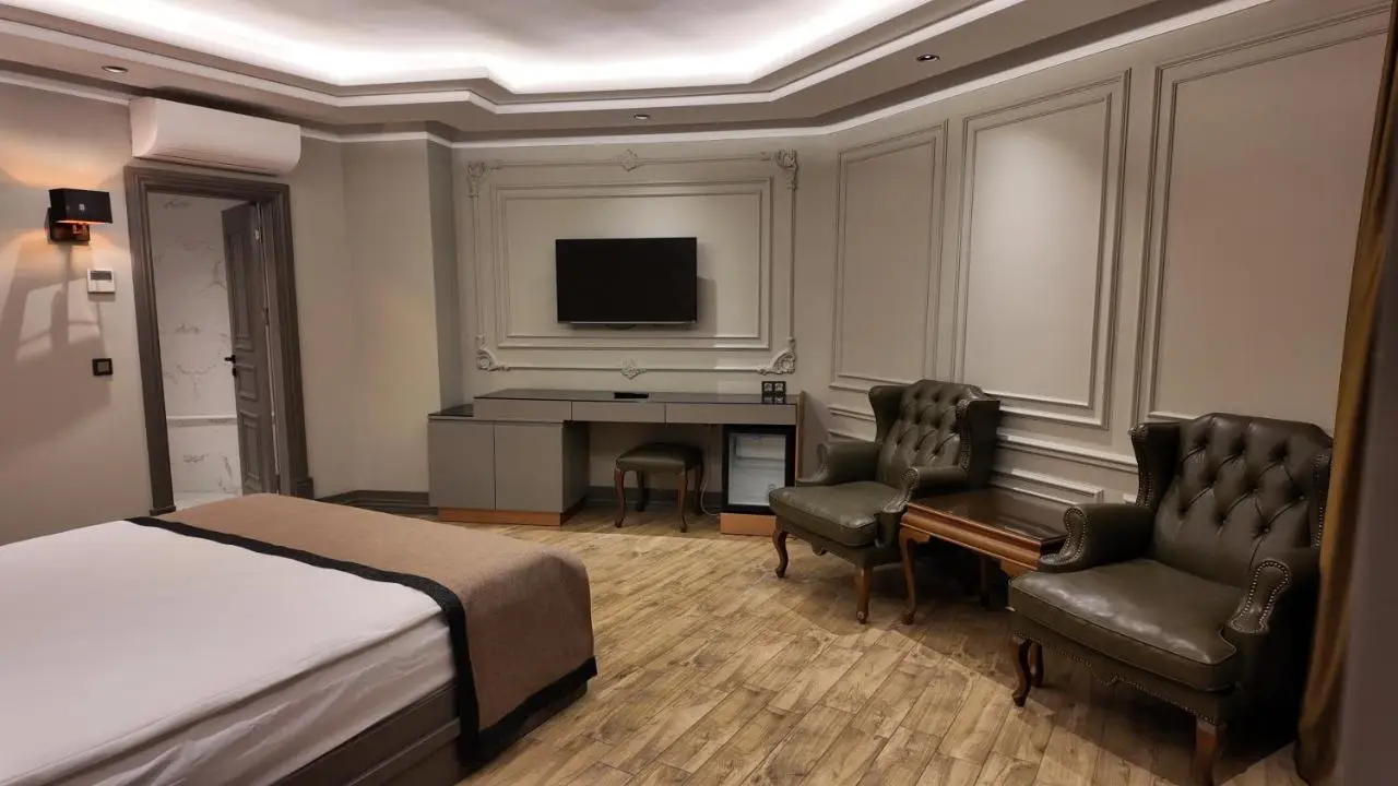 Lala Grand Hotel