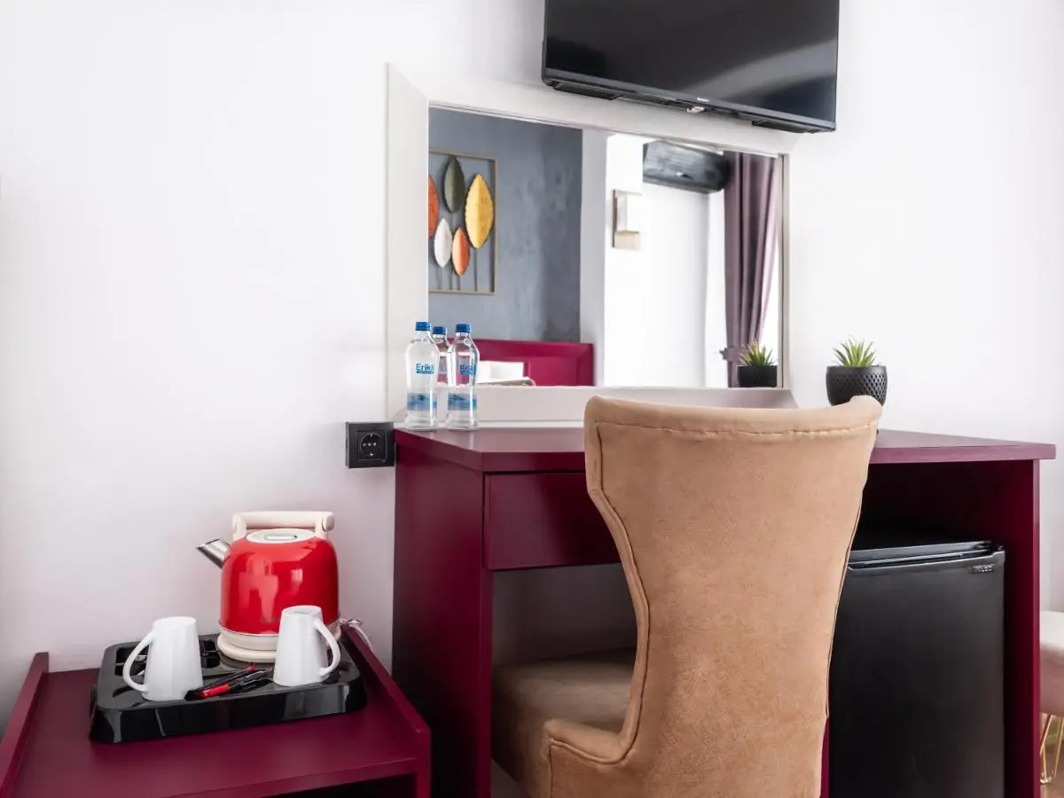 Perazre Hotel