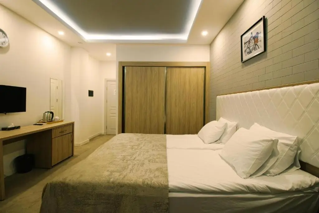 ZamZam-Madinah Halal Hotels Group