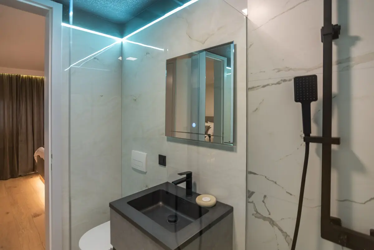 LOVELY one bedroom apartment 1