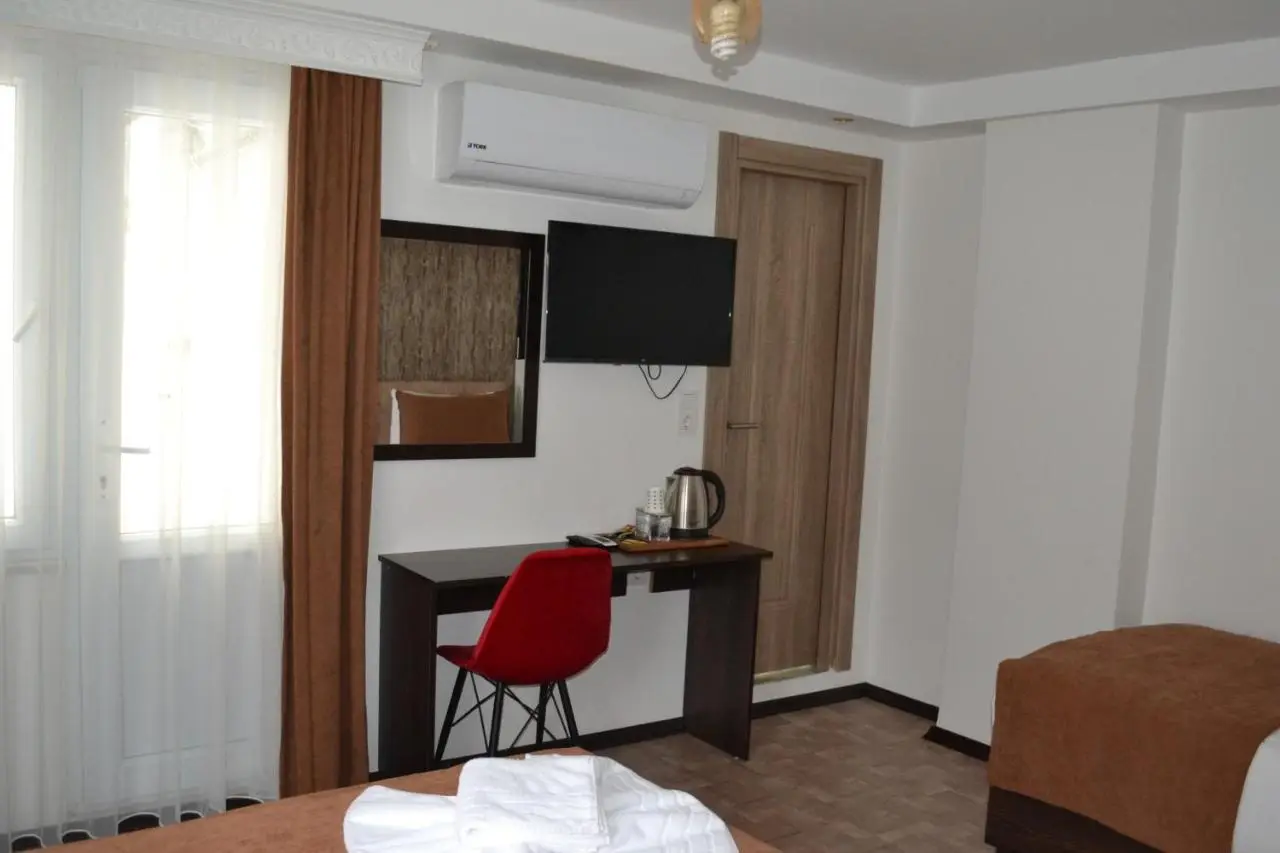 HOTEL GLOBAL 2022