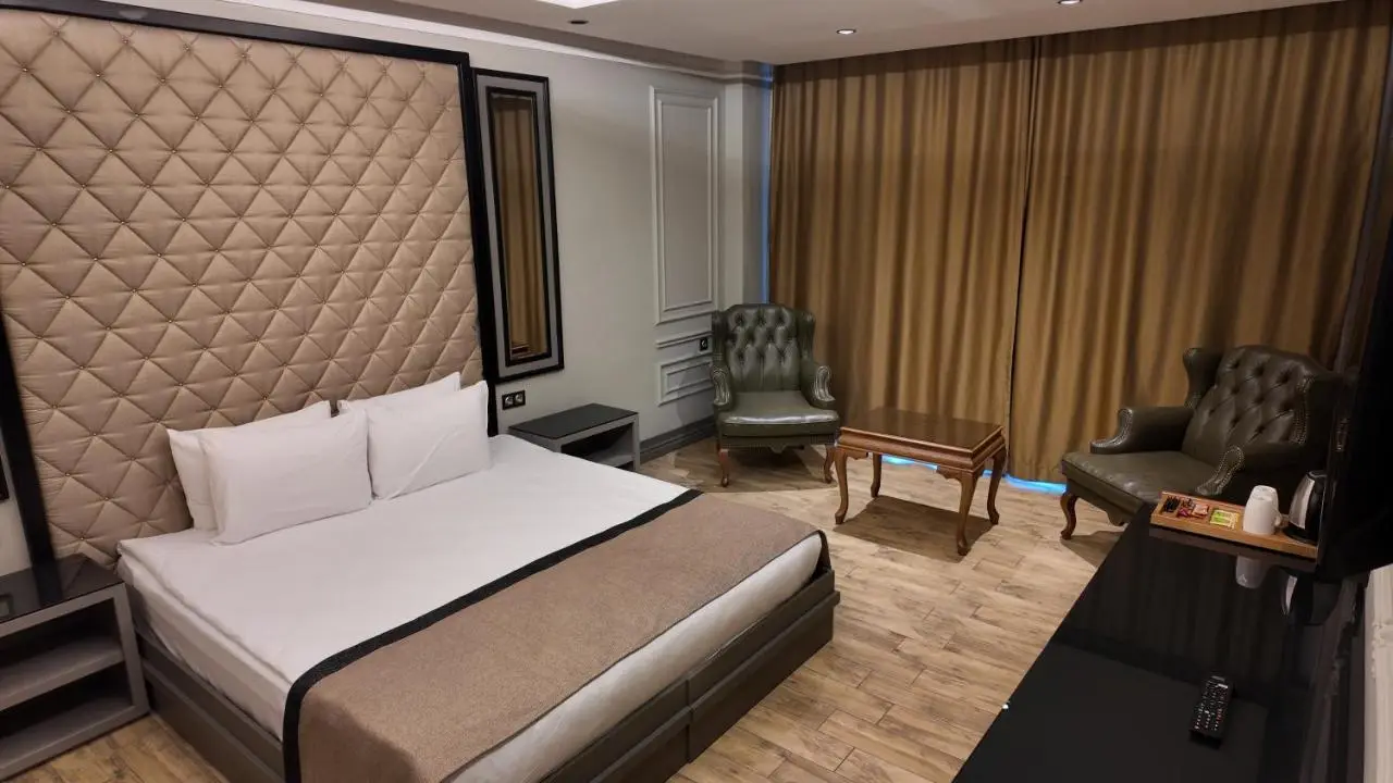 Lala Grand Hotel