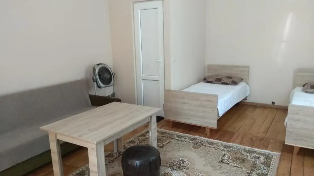Iren Apartment