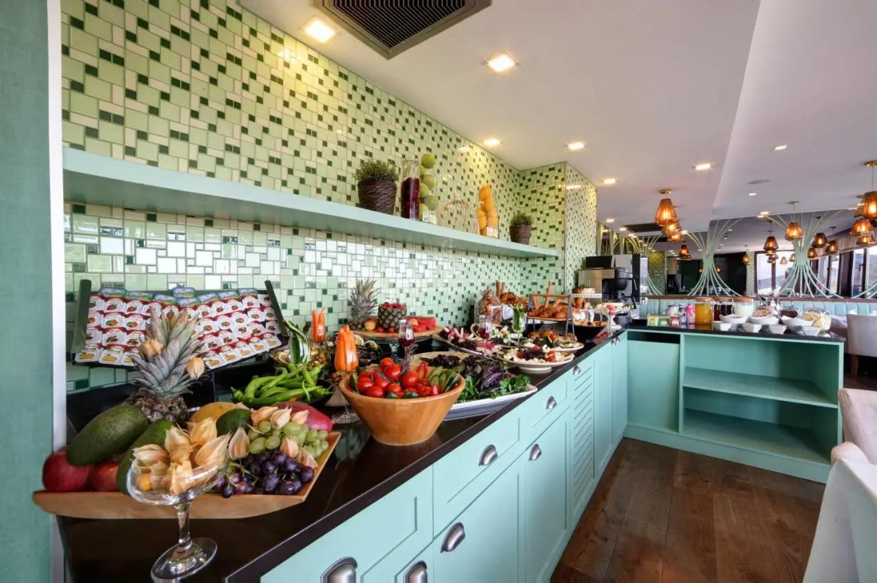Almina Guest House