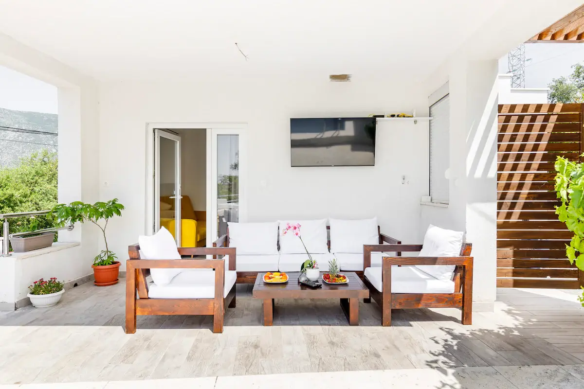 Sunset apartments with private pool and views