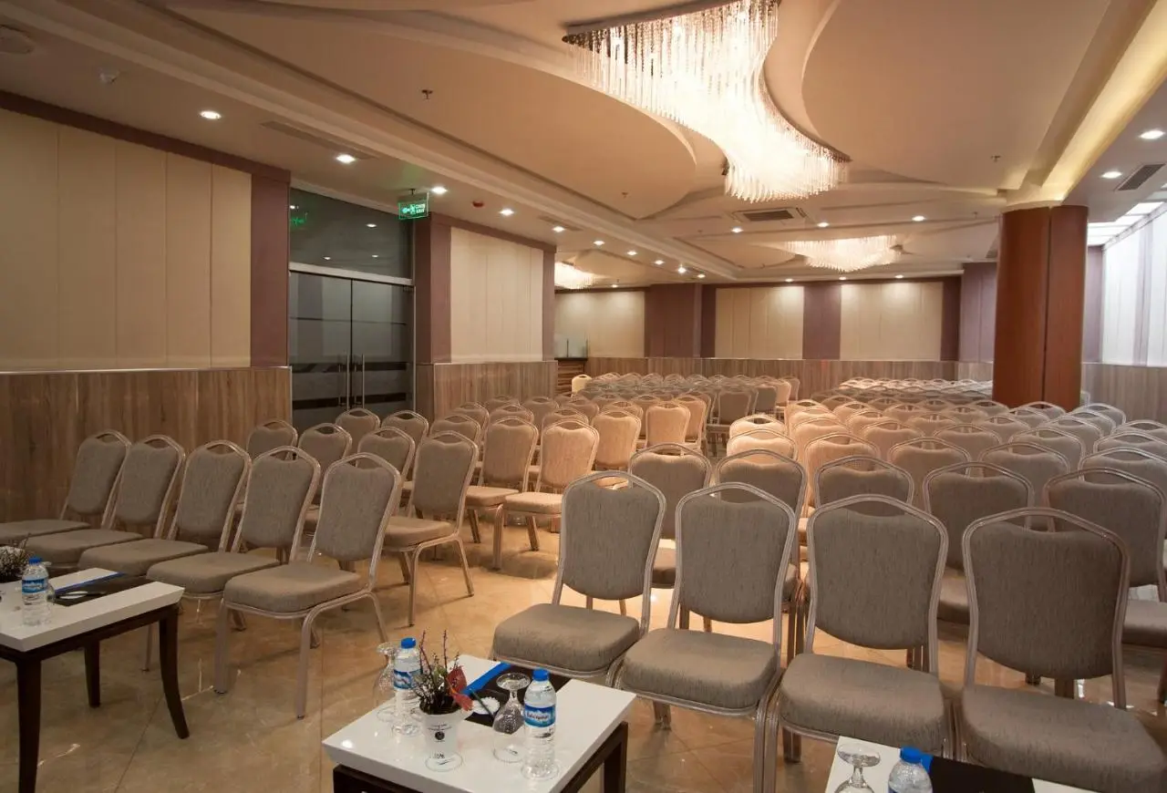 Forum Suite Otel