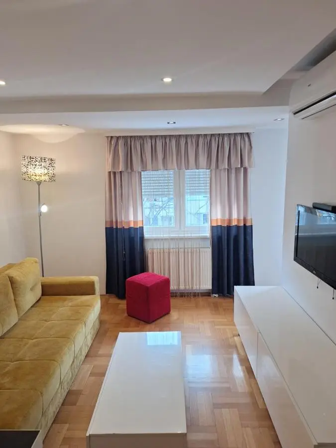 Luks 2 apartment