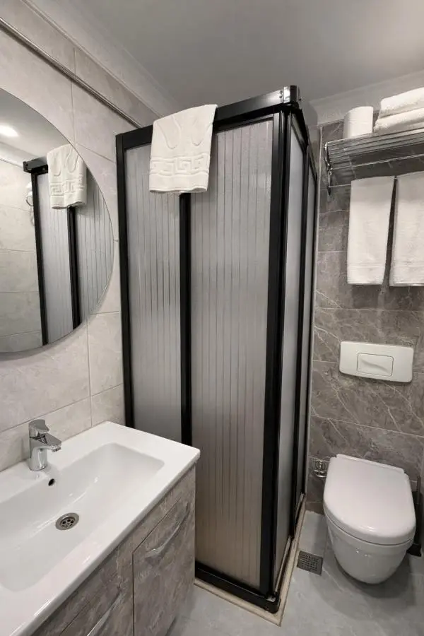 Peak Star Hotel