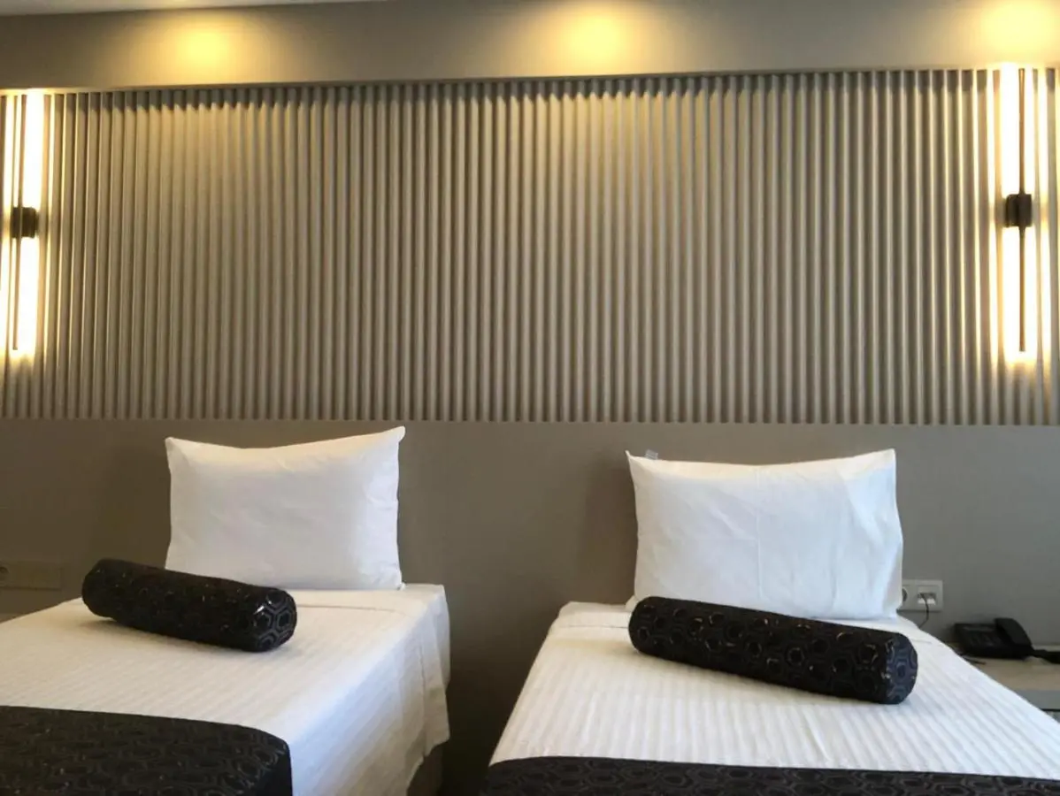 Grand İska Palace